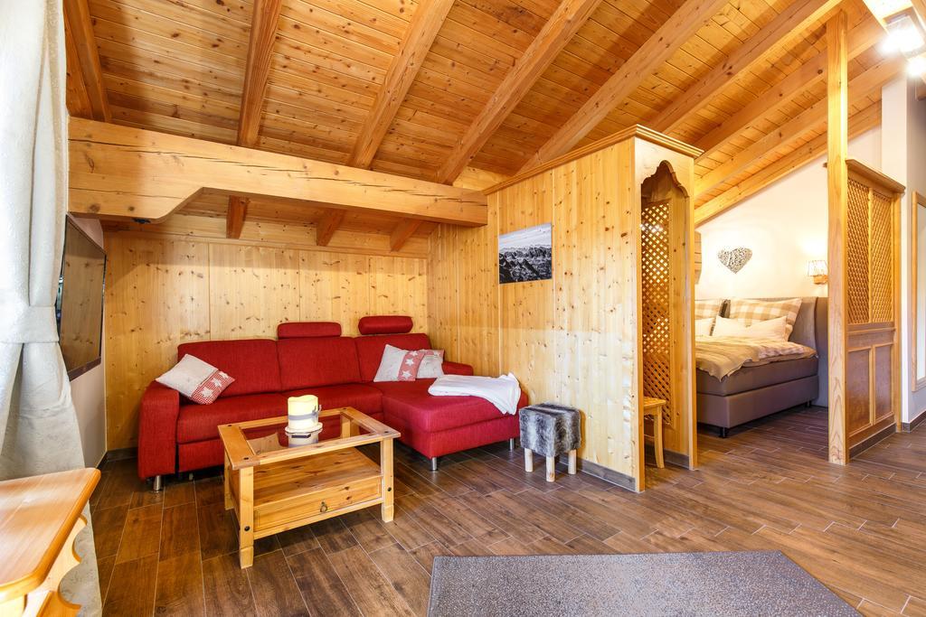 Bergsucht-Ruhpolding, Traumlage Am Sonnigen Suedhang, Kostenlose Parkplaetze, Schnelles Wlan, Ruhige Sackgasse, Netflix Inklusive Extérieur photo